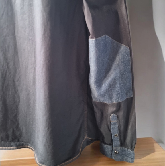 Unlisted By Kenneth Cole Two Tone Navy Blue Denim Shirt - Picture 3 of 10